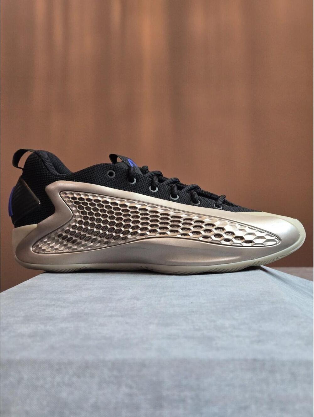 adidas Anthony Edwards 1 Low Basketball Shoes Champagne Metallic JQ6132 7Y 8W